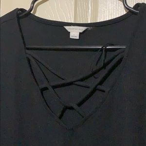 Long sleeve criss cross top